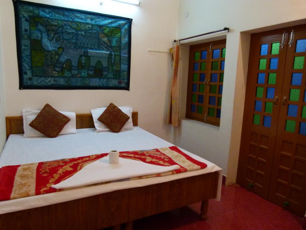 Gajanand Guest House Jaisalmer Δωμάτιο φωτογραφία